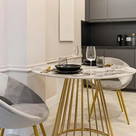 Apartman Design I Center I Kingbed I New