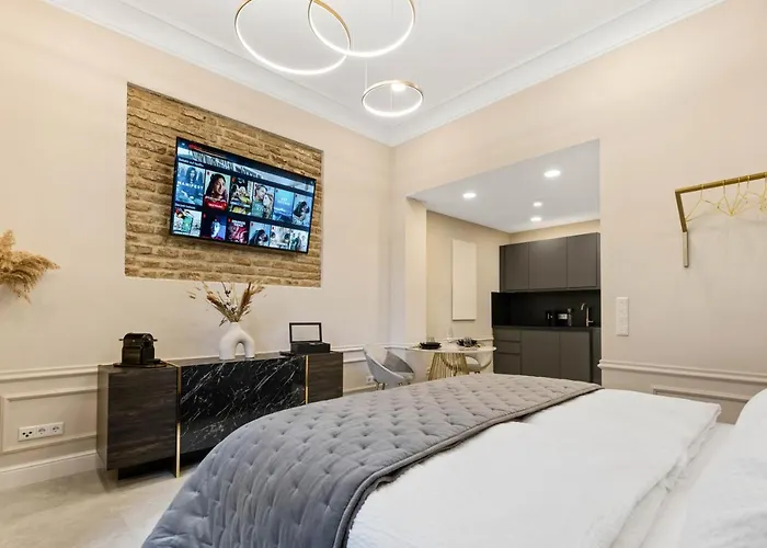 Design I Center I Kingbed I New אוגסבורג